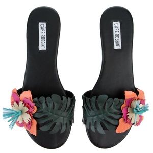 Make Your Feet Look Like Hawaii Flat